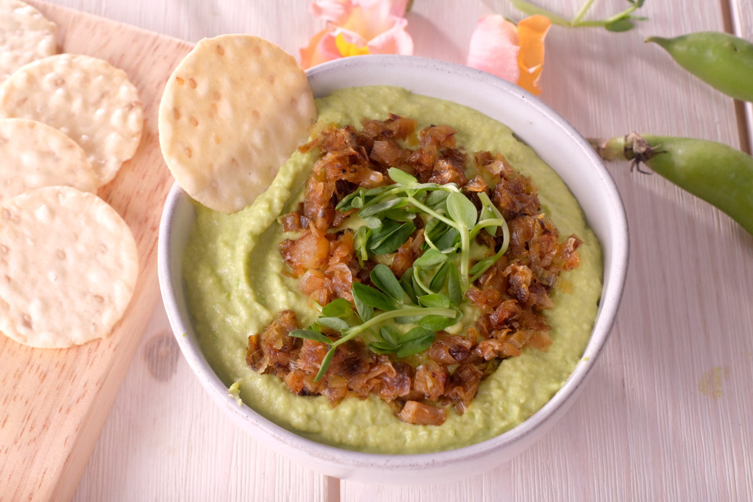 Fava Bean and Caramelized Leek Hummus Meatless Makeovers